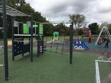 image of play equipment at harpers rec